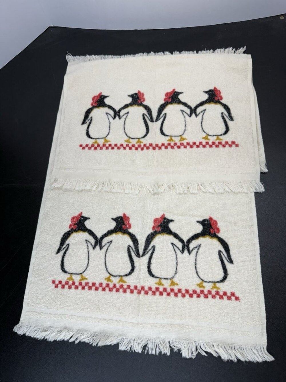 Set Of 2 Vintage Kitchen Hand Dish Towel Dancing Penguins Top Hat